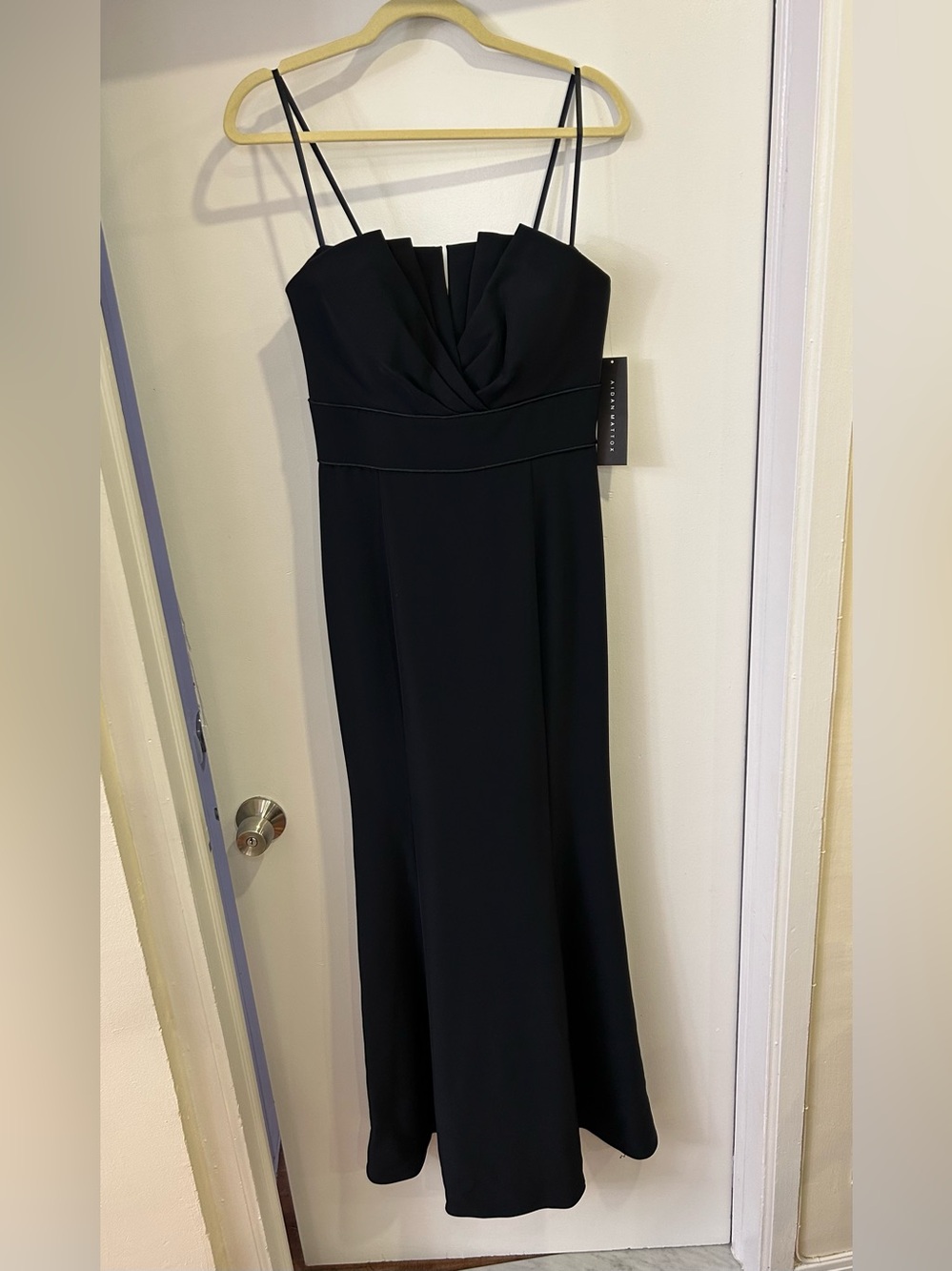 Aidan Maddox mermaid gown in size 8